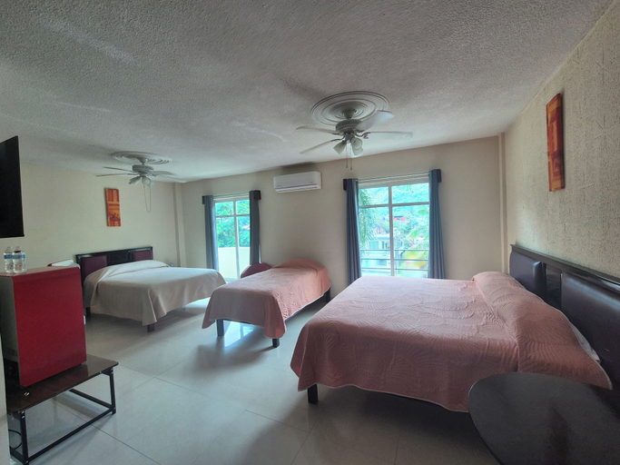 Room 3, Hotel Rivera Inn, Tamazunchale