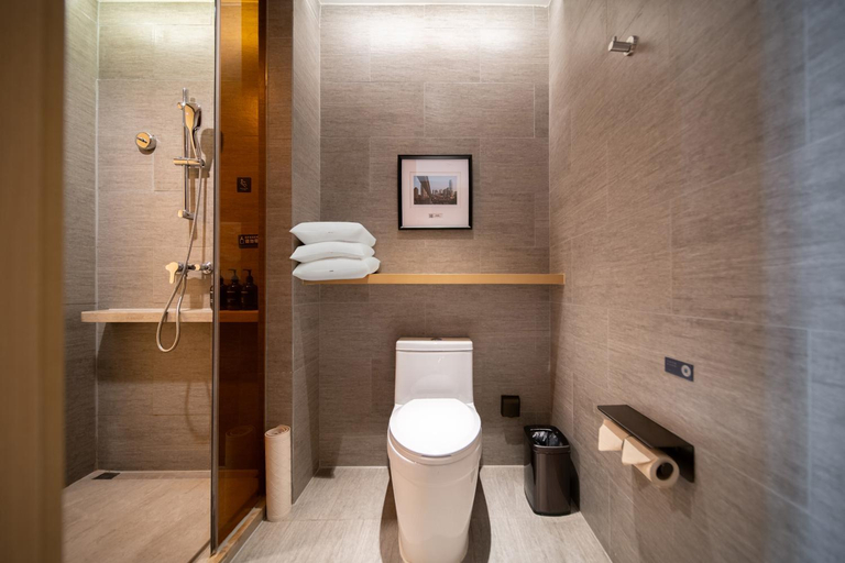 Bathroom 4, Atour Hotel (Chongqing Jiefangbei, Raffles Plaza, Riverview), Chongqing