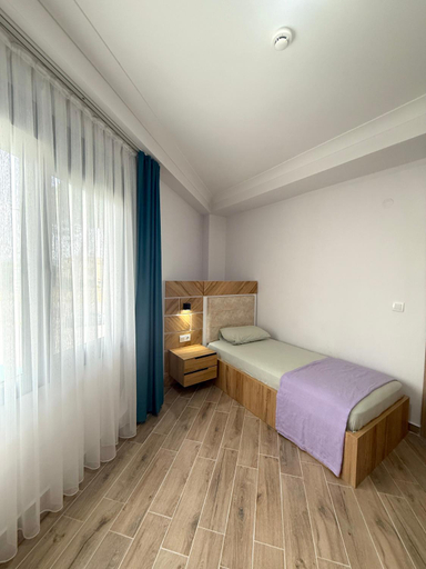 Bedroom 2, CAMLIK APART, Ayvalık