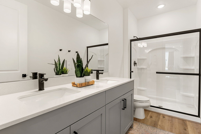 Bathroom 4, Red Rock Oasis #93 by RedAwning, Washington