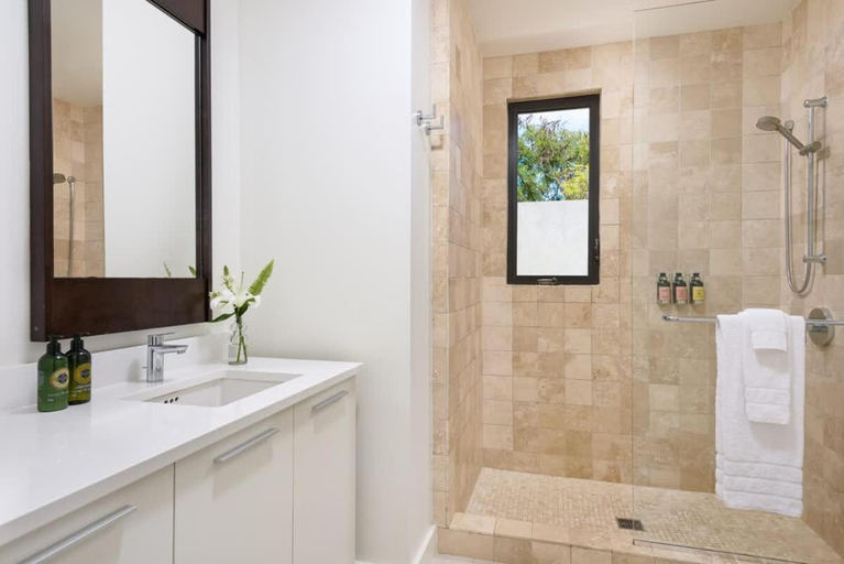 Bathroom 4, Bora 4 BR Villa