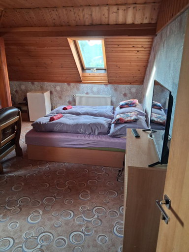 Bedroom 2, Penzion Krusnohorka, Sokolov