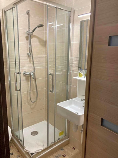 Bathroom 3, Hotel Phenix, Paris