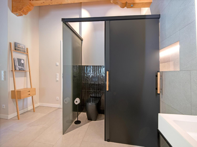 Bathroom 3, Luxury chalet in Niederau with whirlpool, Kitzbühel