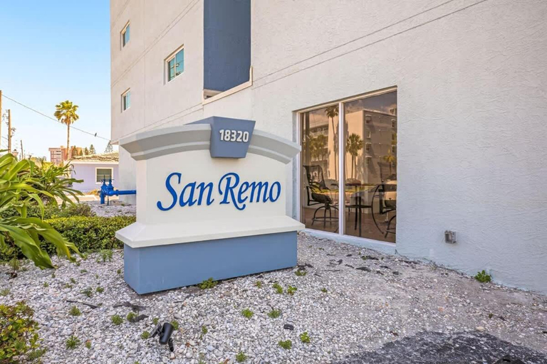Exterior & Views 1, San Remo 304, Pinellas