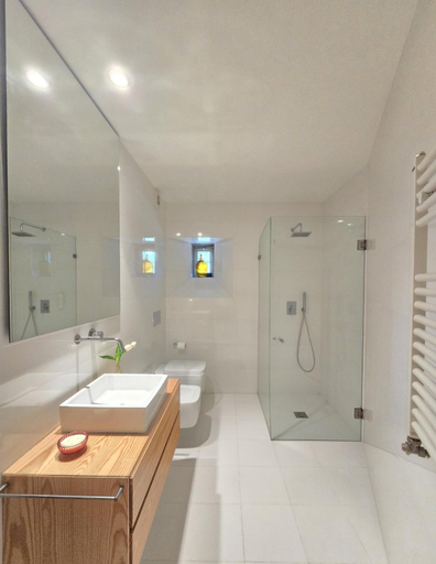 Bathroom 4, Quinta de Chousas - Braga - Agrotourism, Braga