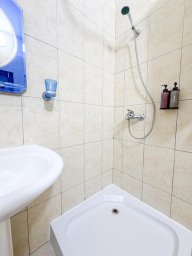 Bathroom 3, Klevi Apartments, Kavajës