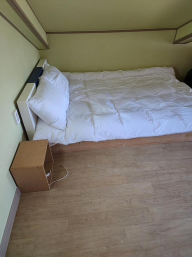 Bedroom 2, Gyeongpodae Darakbang, Gangneung