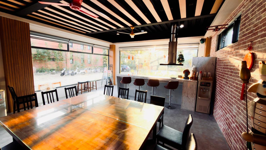 Food & Drinks 5, My Home 51-6, Miaoli