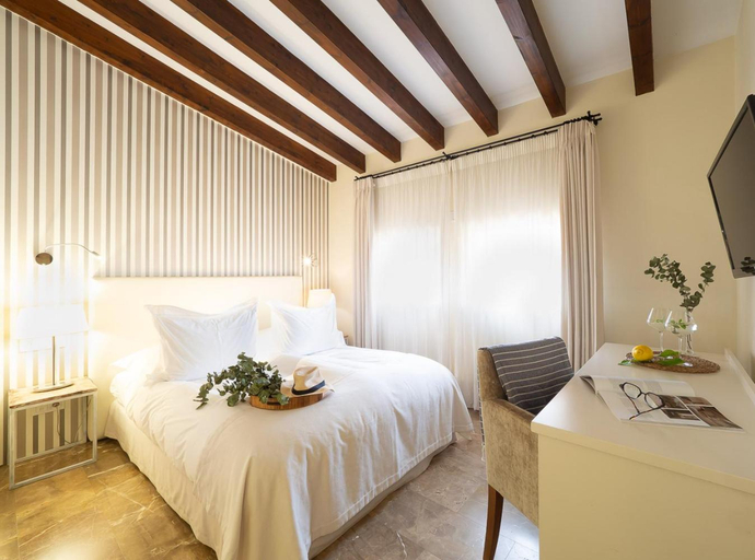 Bedroom 1, Jardi D Arta Boutique Hotel, Baleares