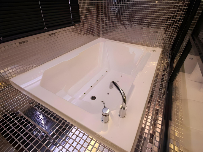 Bathroom 5, Busan Haeundae YAJA, Haeundae