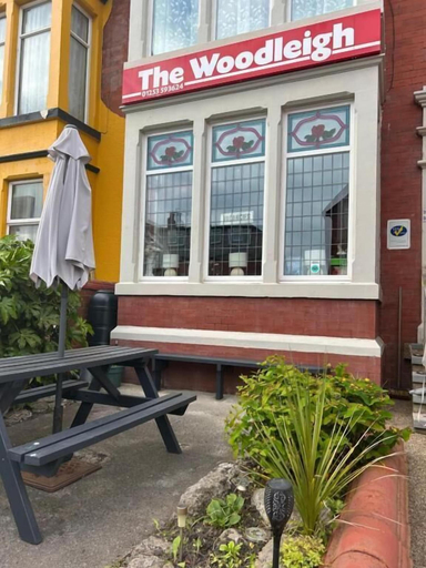 Outdoor dining, The Woodleigh Hotel, Blackpool
