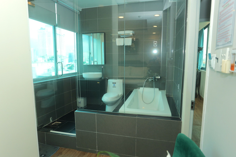 Bathroom 4, Lai Hotel Tan Dinh - Near District 1, Phú Nhuận