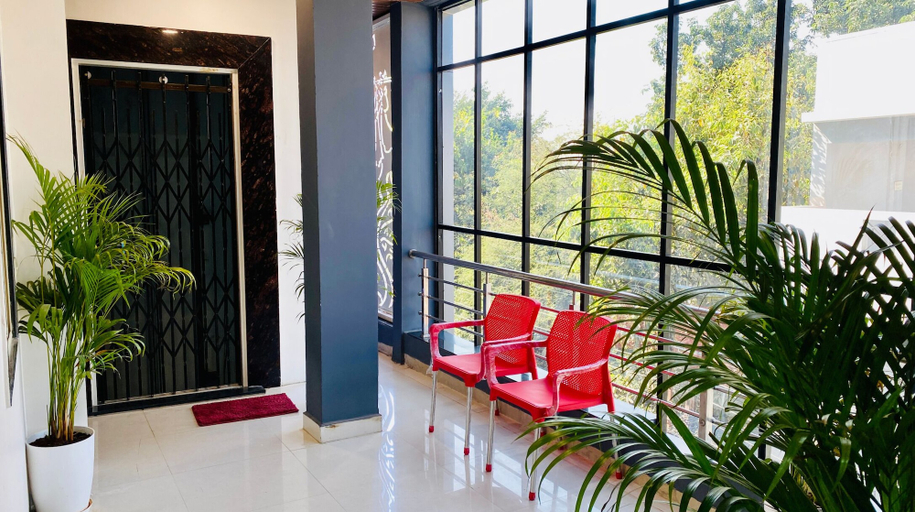 Terrace/patio 2, Maa Kripa Hotel, Ujjain