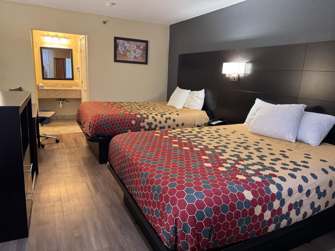 Bedroom 3, Econo Lodge Freeport - Brunswick Area, Cumberland