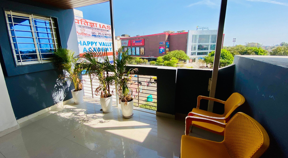 Terrace/patio 3, Maa Kripa Hotel, Ujjain