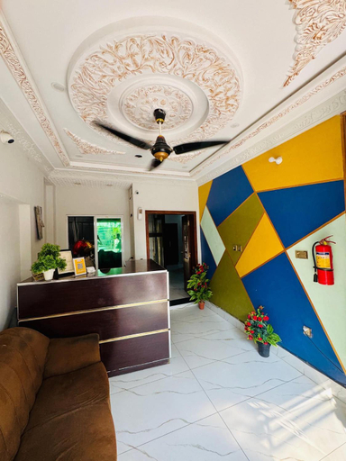 Public Area 2, Hotel Palm Inn, Lahore
