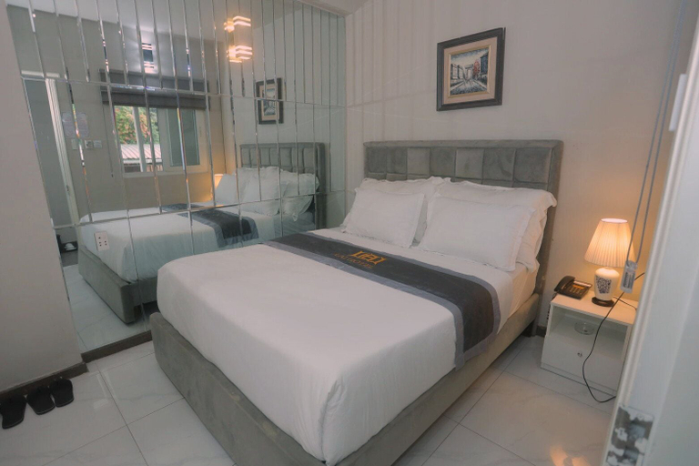 Room 3, Lai Hotel Tan Dinh - Near District 1, Phú Nhuận