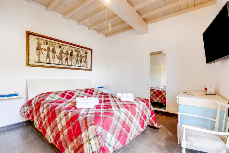 Room 5, Mugello House With Pool, Florence