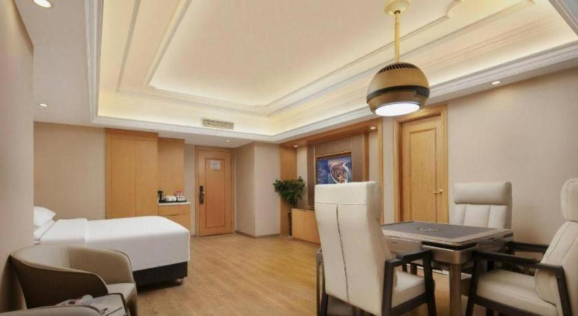 Bedroom 3, Vienna Hotel Hunan Hengyang Leiyang, Hengyang