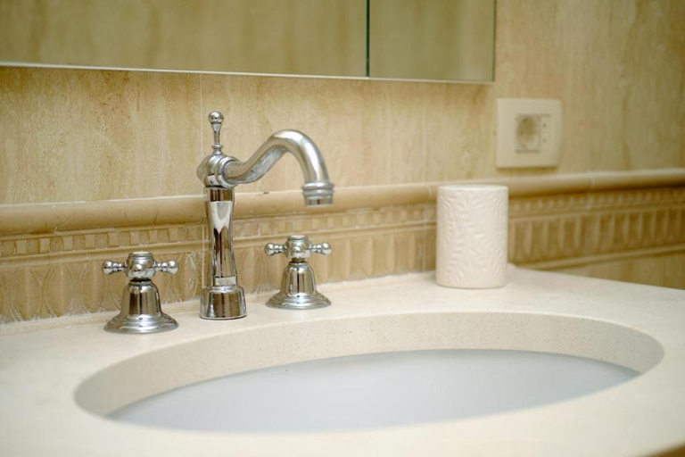 Bathroom, Villa California