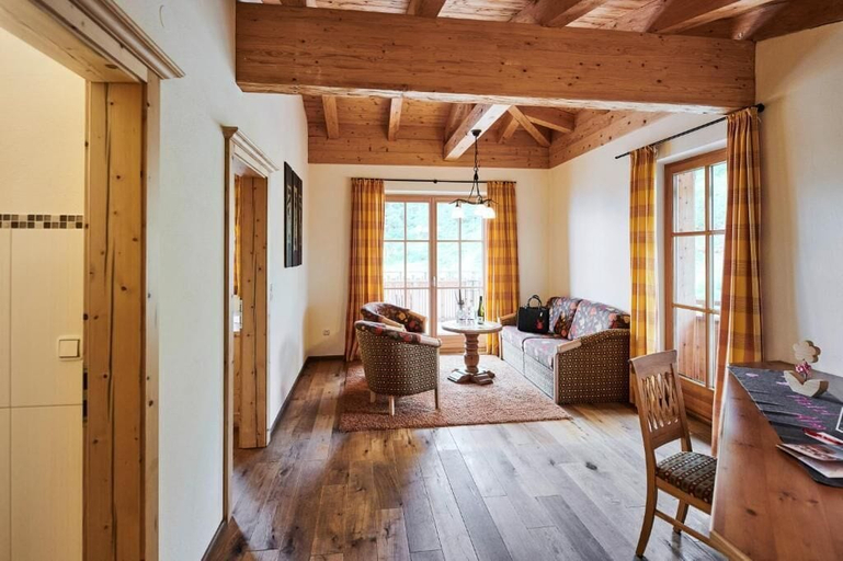 Living area 5, Platzlalm Hochzillertal, Schwaz
