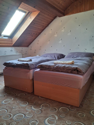 Bedroom 3, Penzion Krusnohorka, Sokolov