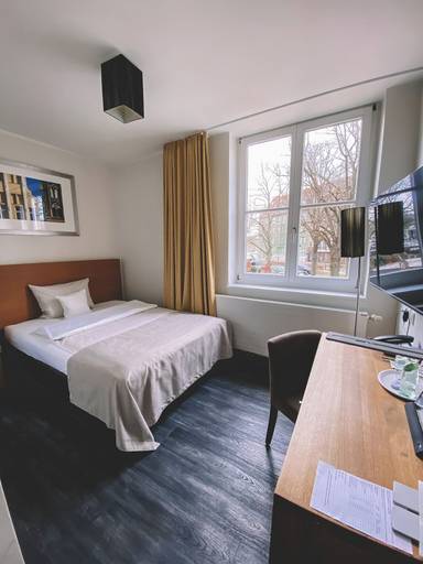 Bedroom 4, Hotel Hafenresidenz Stralsund, Vorpommern-Rügen