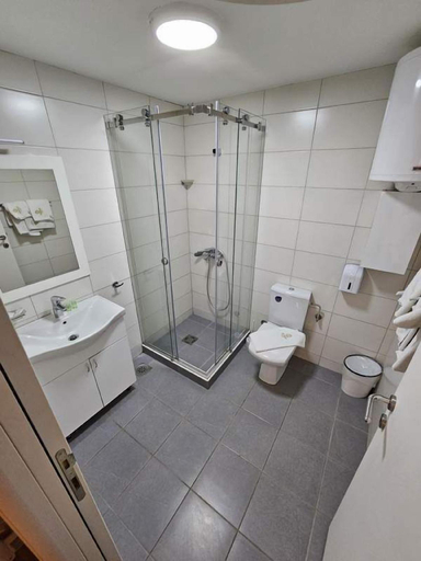 Bathroom 3, Olympic Apartments, Belgrade
