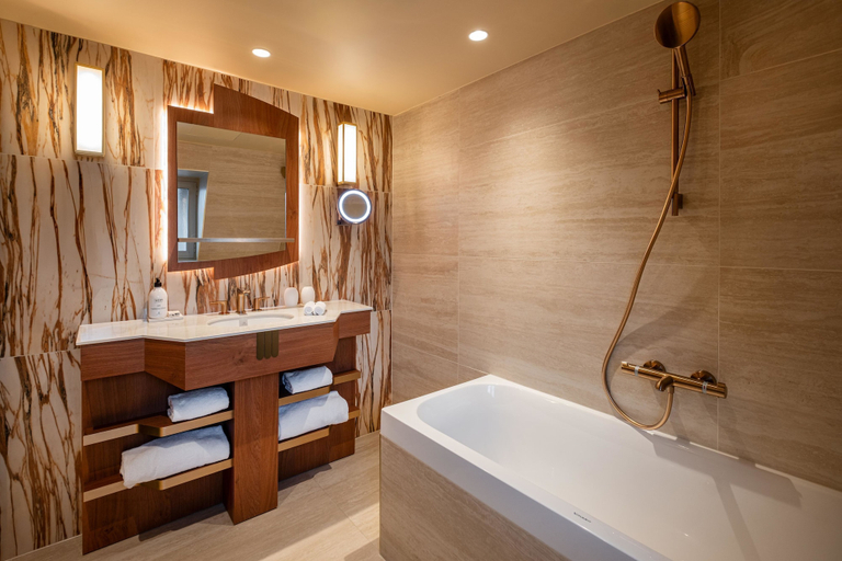 Bathroom 4, Hôtel La Bourdonnais by Inwood Hotels, Paris