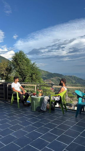 Food & Drinks, Dharamkot Outlook, Kangra