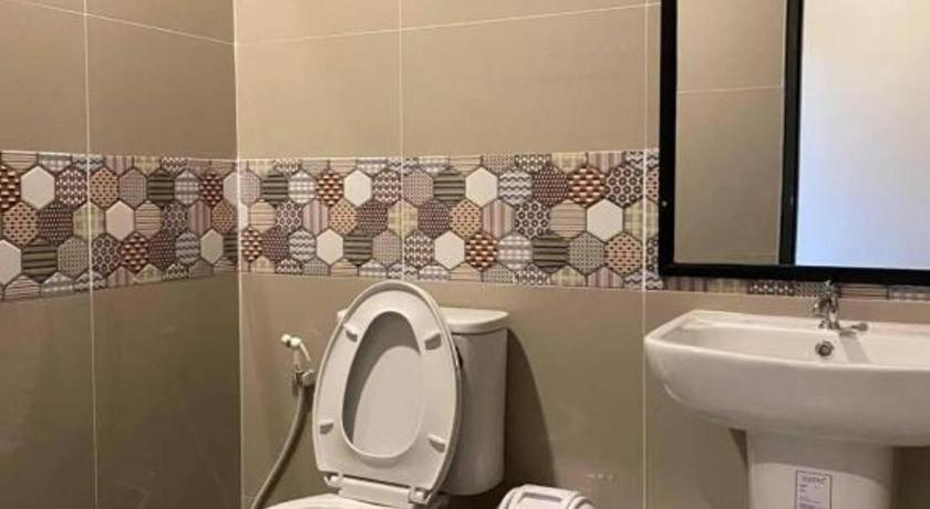 Bathroom 4, Green forest resort, Muang Nakhon Ratchasima
