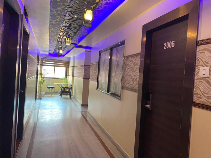 Public Area, Hotel Aadesh Palace, Varanasi