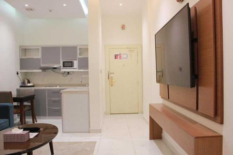 Bedroom 5, Grand Season 3, Al Khobar