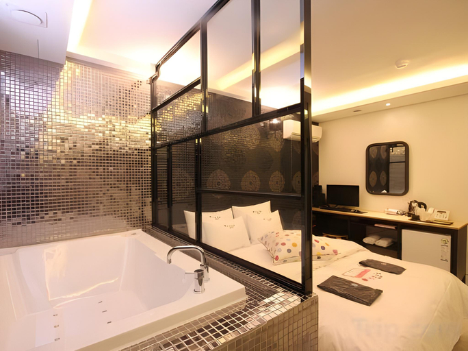 Bedroom 4, Busan Haeundae YAJA, Haeundae