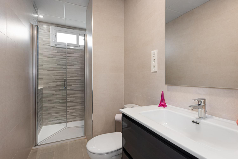 Bathroom 2, Apartamentos Sealmar Moliere, Málaga