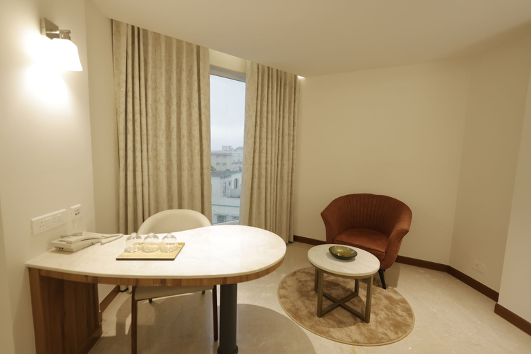 Interior 2, Empires Luxe, Puri