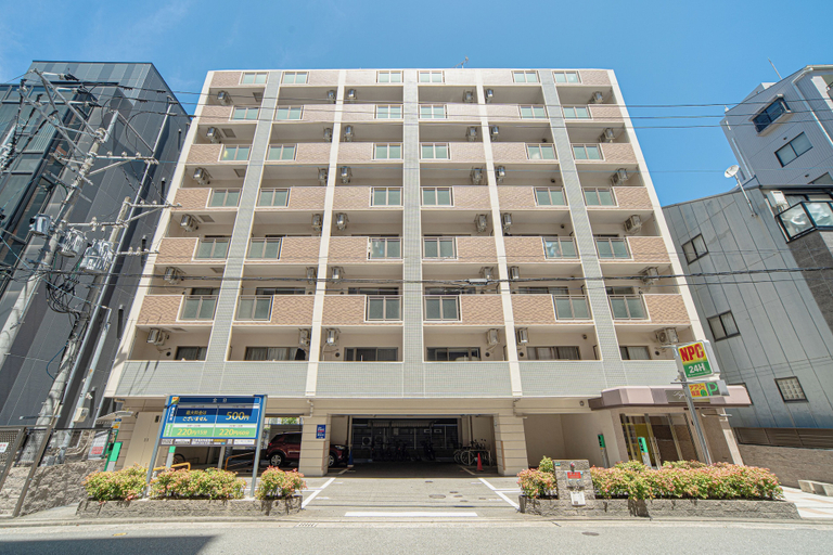Exterior, Majestic Life Hakataekimae, Fukuoka
