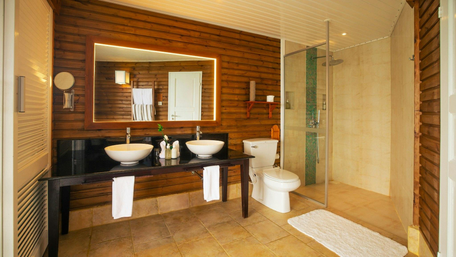 Bathroom 4, Kuredu Island Resort and Spa