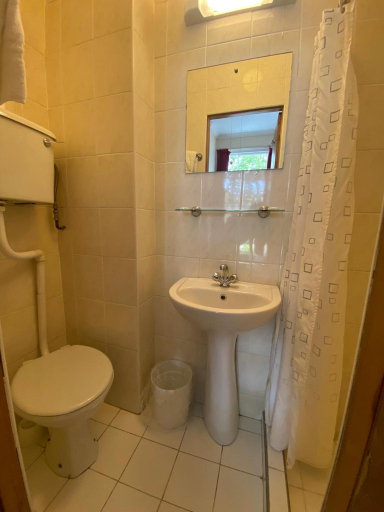 Bathroom 5, European, London