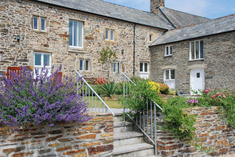 Exterior & Views, Degembris Cottages, Cornwall