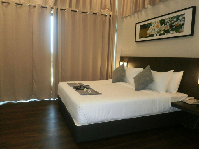 Bedroom 4, Samalaju Resort Hotel , Bintulu
