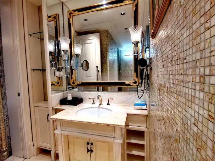 Bathroom 4, Nantong Jinshi International Hotel, Nantong