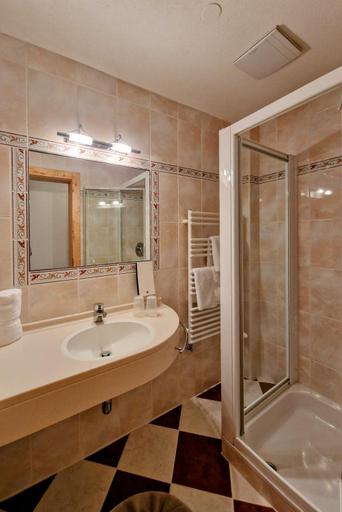 Bathroom 3, Lärchenhof, Reutte