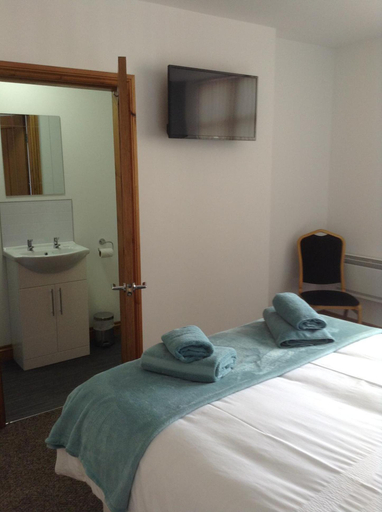 Bedroom 3, The Bear on the Square, Cumbria