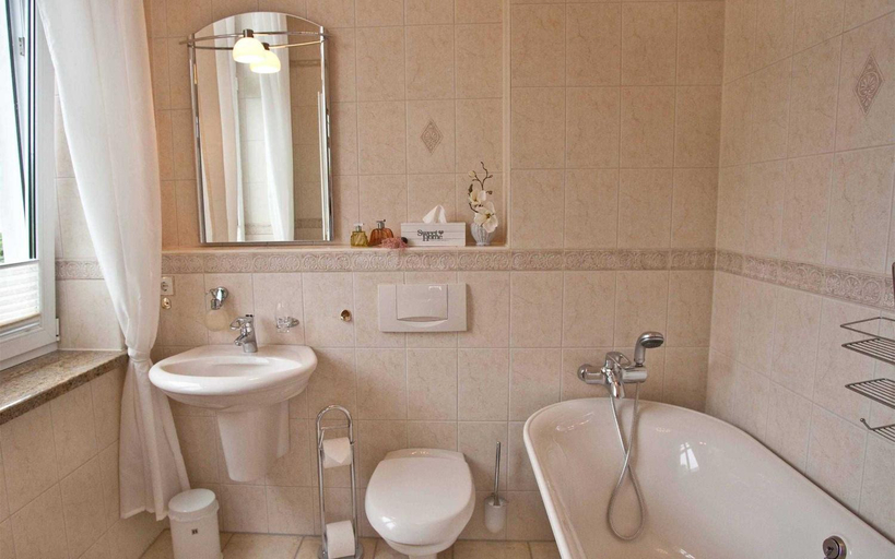 Bathroom 4, Ferienzimmer Gunther Objekt 28985, Rostock