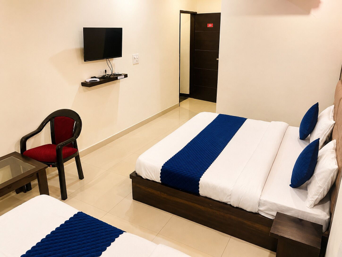 Room 3, Shree Ji Residency, Dehradun