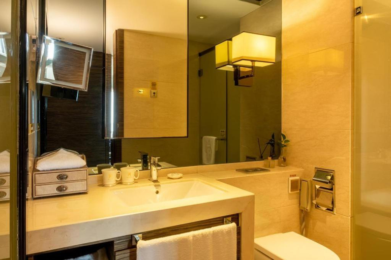 Bathroom 4, Shantou Haiyi Panorama Hotel, Shantou