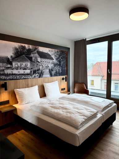 2, Hotel & Wirtshaus Waldschlosschen - Spezialausschank Augustiner -, Fulda