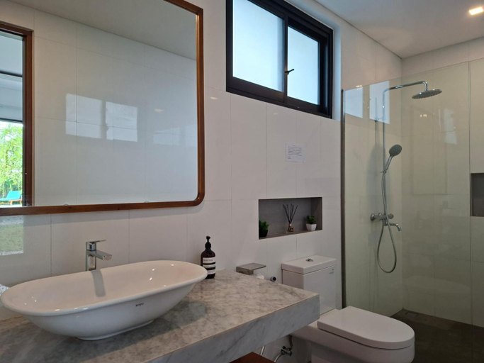 Bathroom 2, Kayo House Bali, Badung